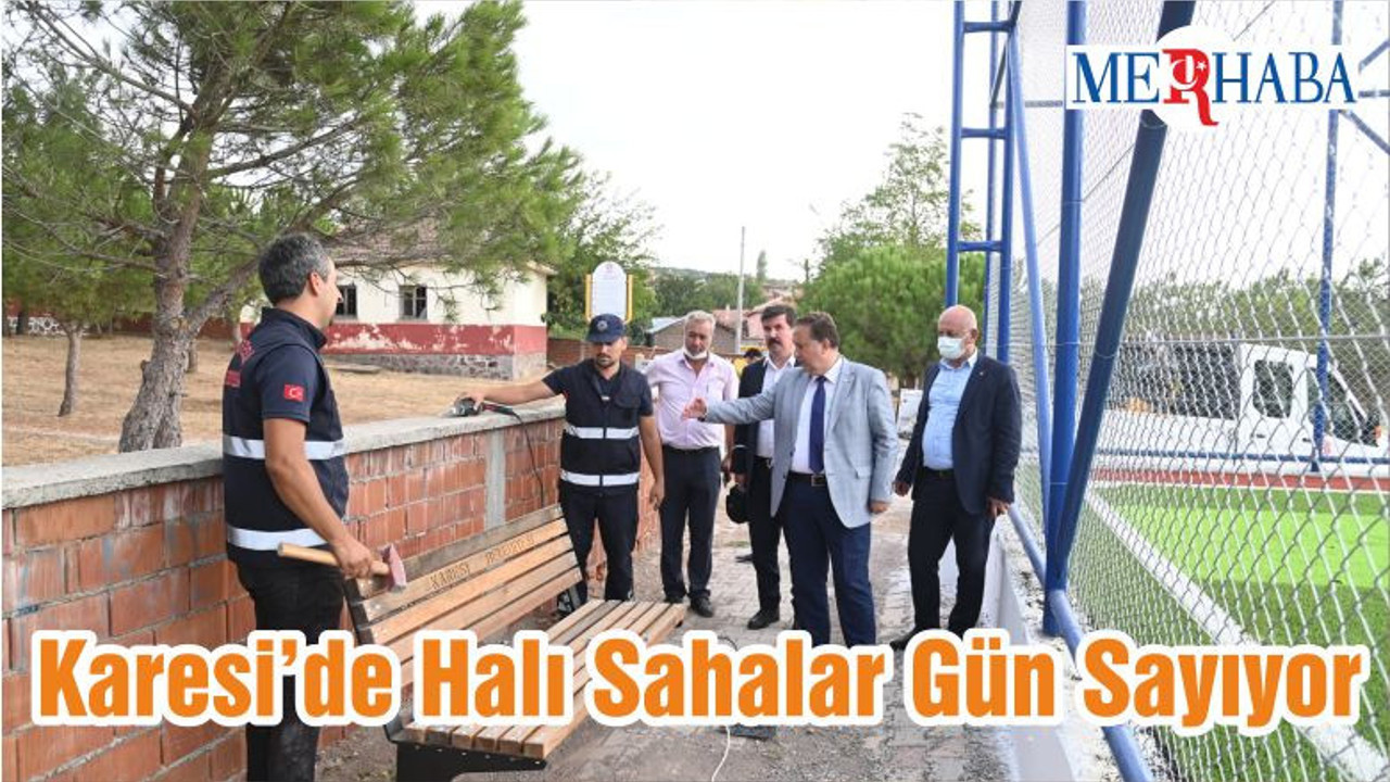 Karesi’de Halı Sahalar Gün Sayıyor