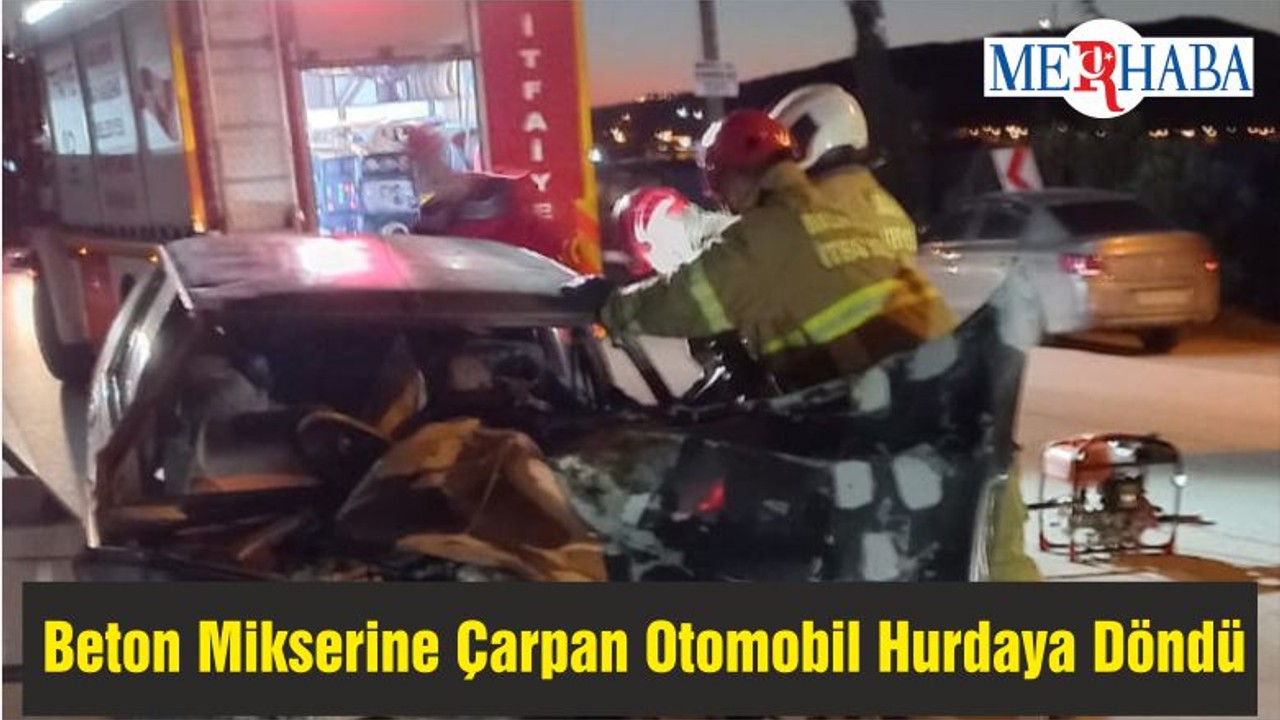 Beton Mikserine Çarpan Otomobil Hurdaya Döndü