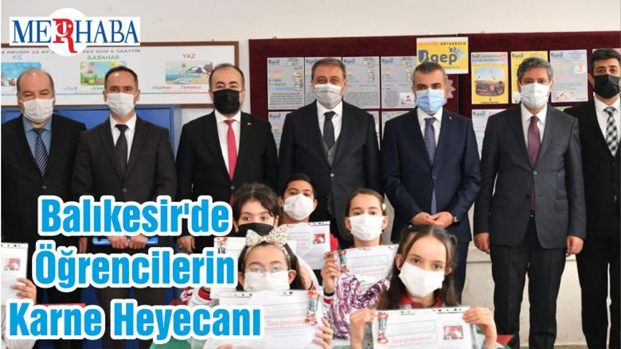 Balıkesir'de Öğrencilerin Karne Heyecanı