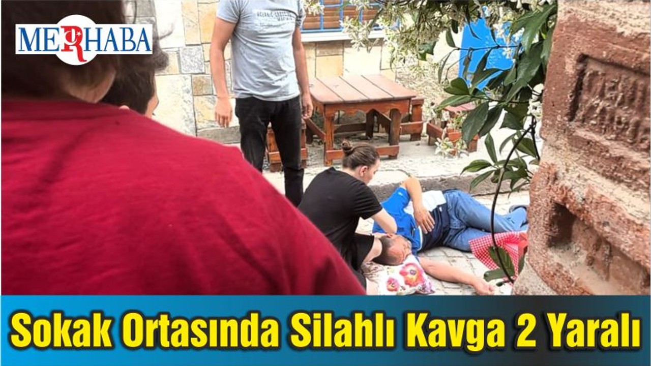 Ayvalık'ta Sokak Ortasında Silahlı Kavga 2 Yaralı