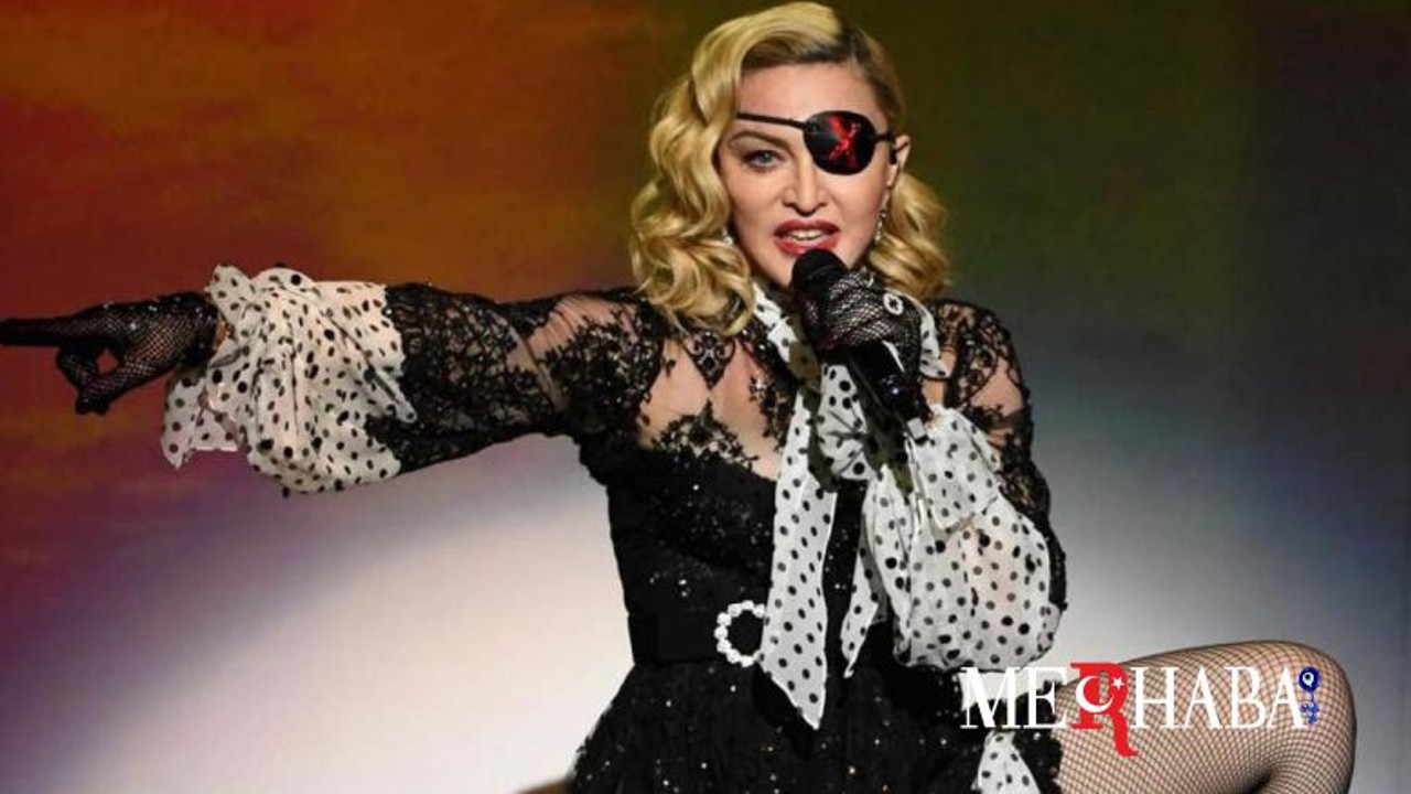 Madonna'nın Dünya Turnesi Ertelendi