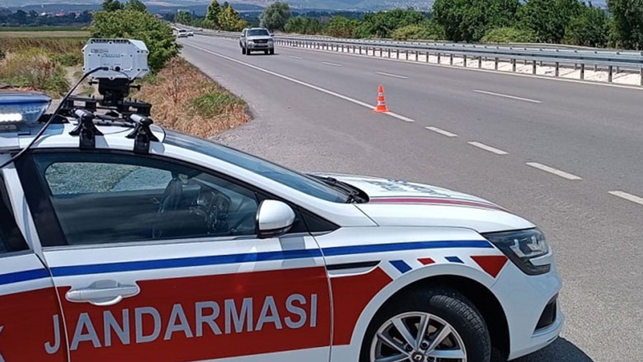 Balıkesir Jandarmasın'dan, Radarla Hız Denetimi !