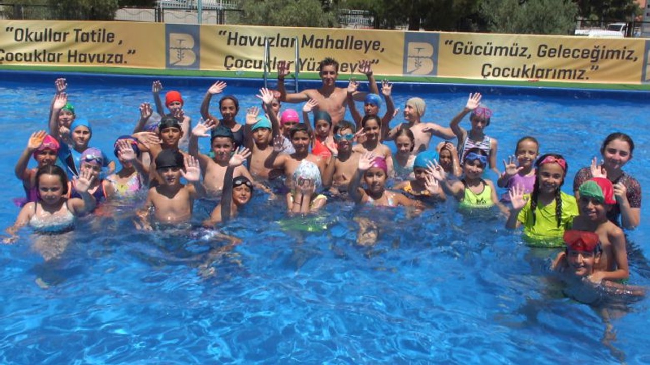 Balıkesir'de Havuzlardan Çocuk Sesleri Yükseliyor