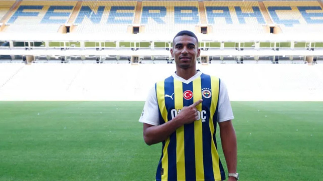 Fenerbahçe, Alexander Djiku’yu Renklerine Bağladı