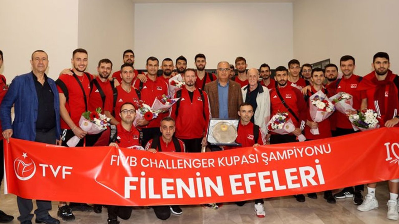 Filenin Efeleri’ne Coşkulu Karşılama