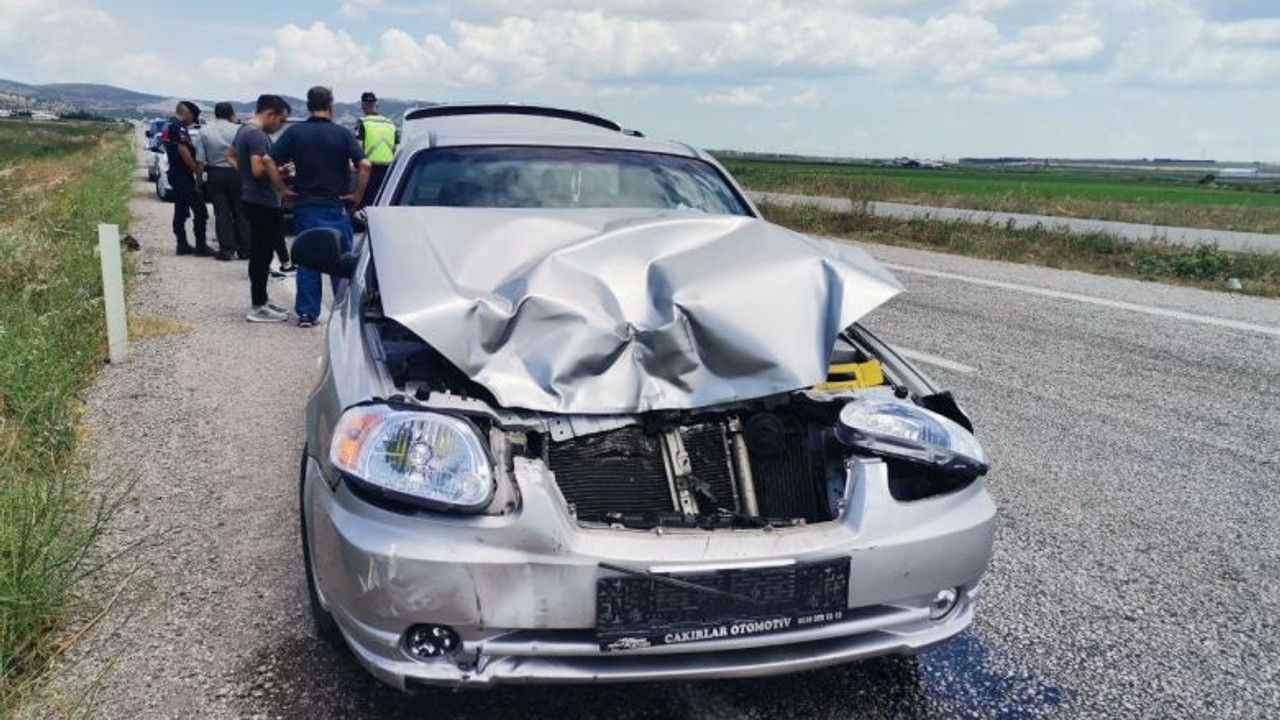 Gönen'de Trafik Kazası