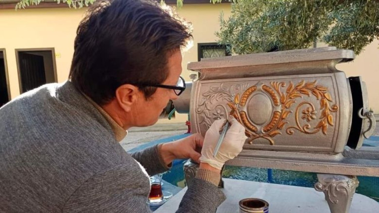 Osmanlı'dan Kalan Çini Soba Edremit'te Restore Ediliyor