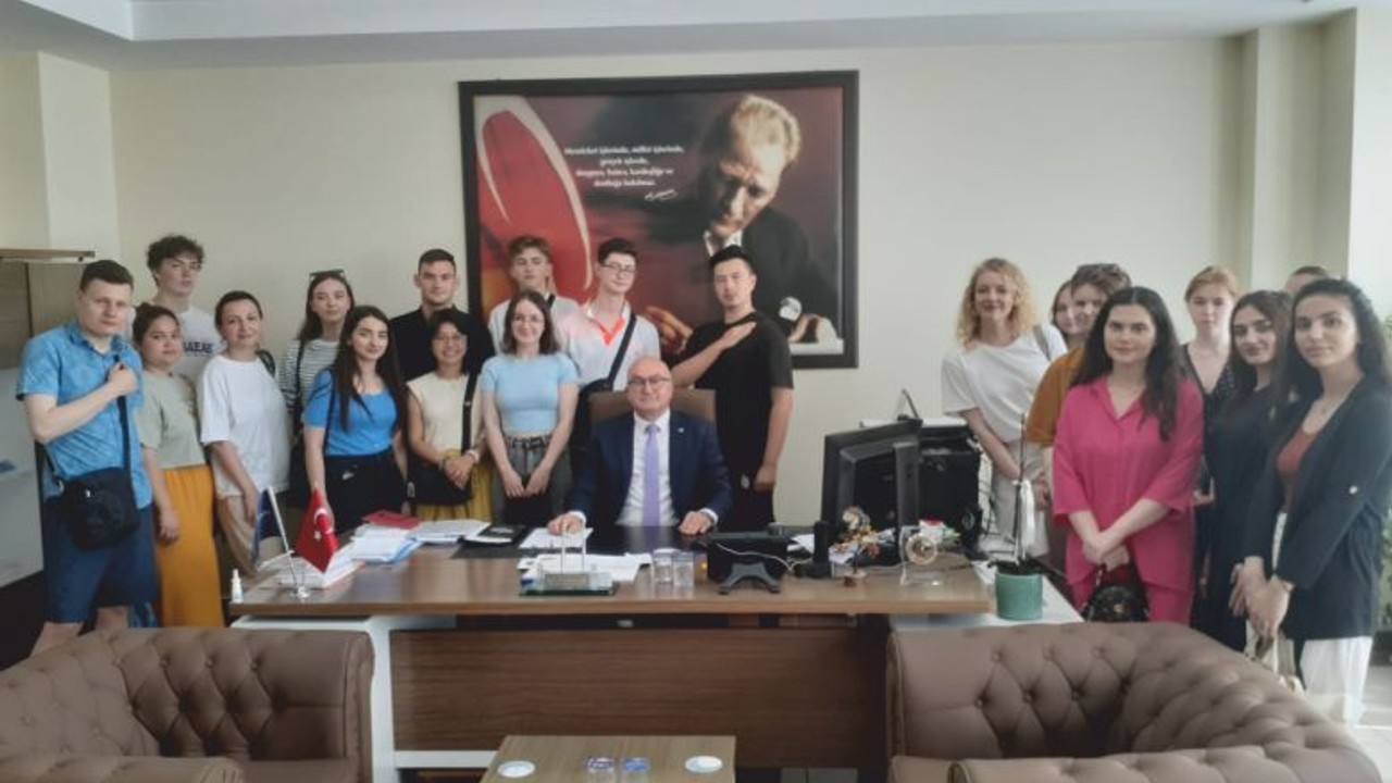 Türkçe Öğrenen Rus Öğrencilerden Balıkesir Üniversitesine Ziyaret