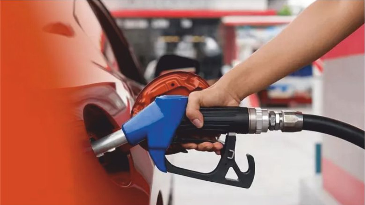 Son 2 Ayda, Benzine Yüzde 70 Zam Geldi