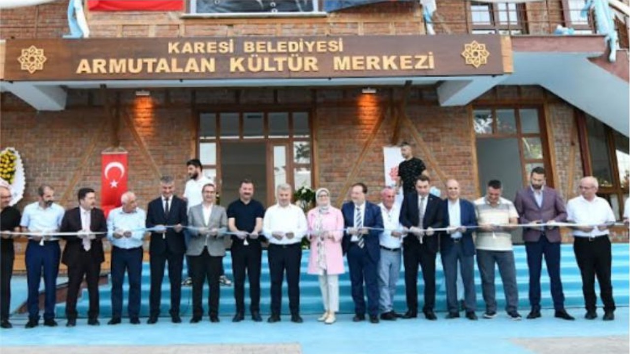 Karesi Belediyesi Armutalan Kültür Merkezi Açıldı