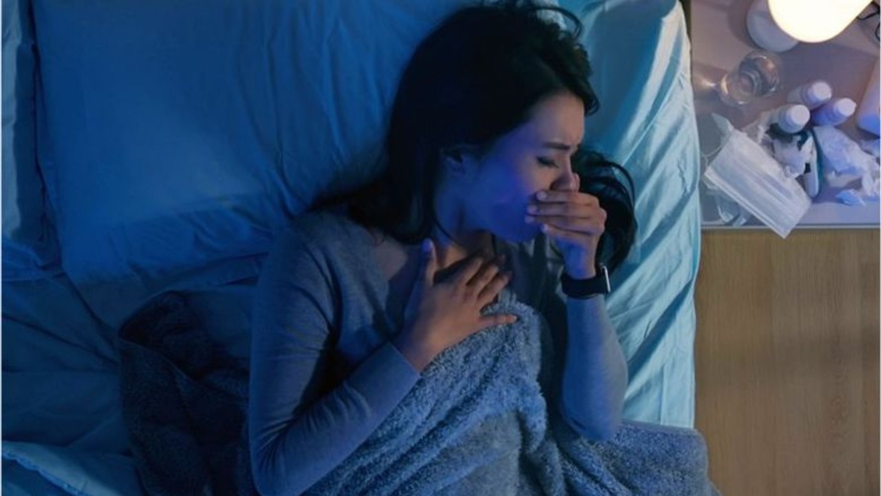 Bu İpuçları İle Gece Öksürüğünüzü Yatıştırın