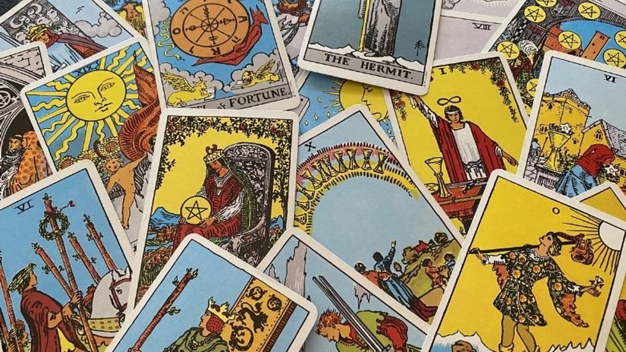 Tarot'un Anlam ve Kullanımı