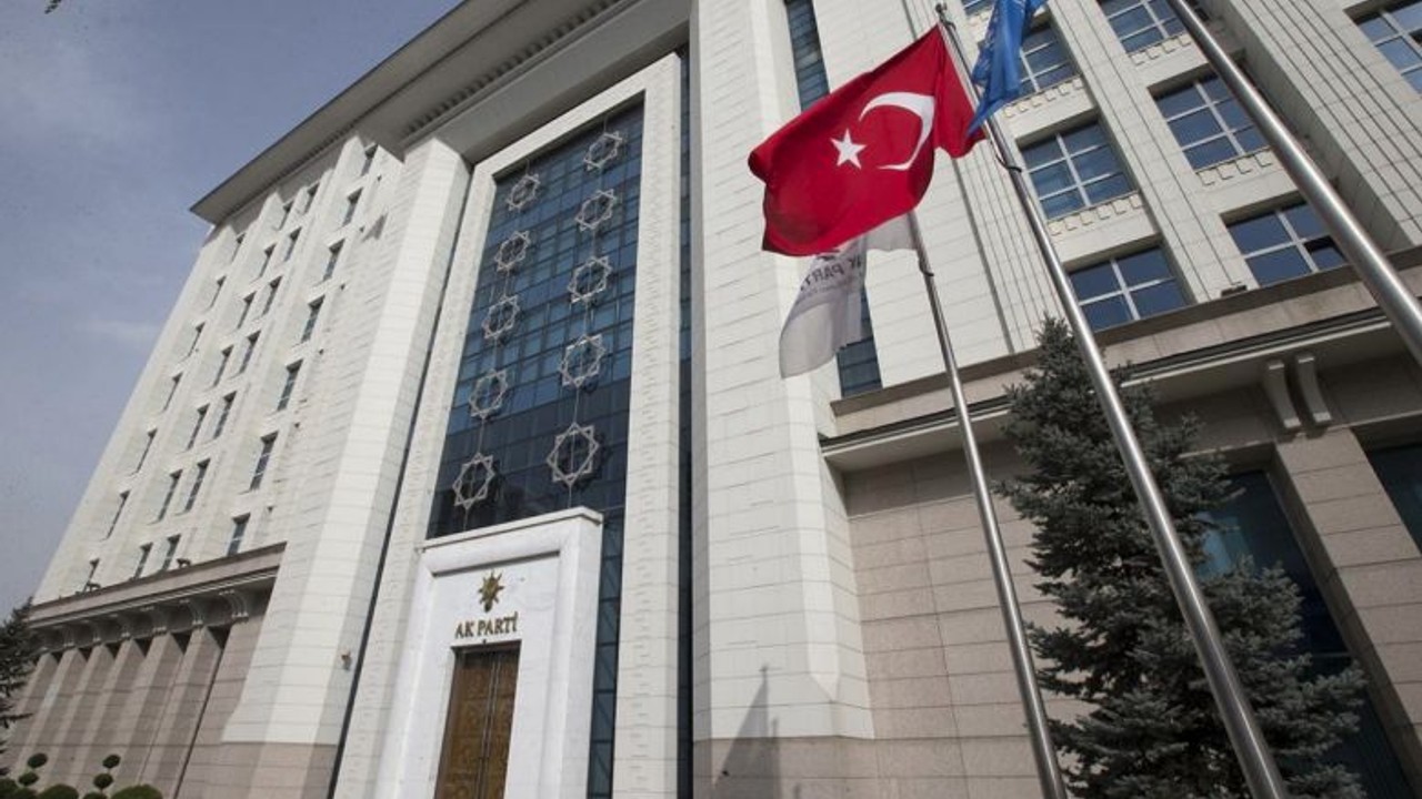AK Parti'nin 'Şehir Buluşmaları' Yeniden Başlıyor