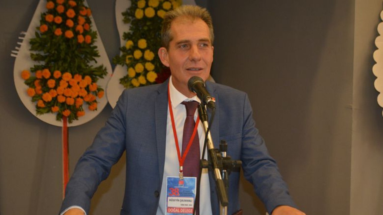 Ayvalık CHP’de Hüseyin Şalmanlı’ya Güvenoyu