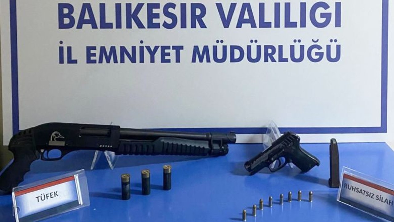 Balıkesir Polislerinden Büyük Operasyon ! 28 Kişi Yakayı Ele Verdi