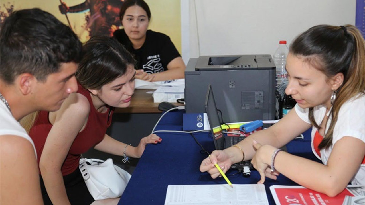 Balıkesir’de Üniversite Adaylarına Ücretsiz Danışmanlık