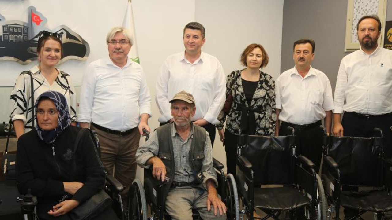 Başkan Cengiz Engelli Vatandaşların Yanında