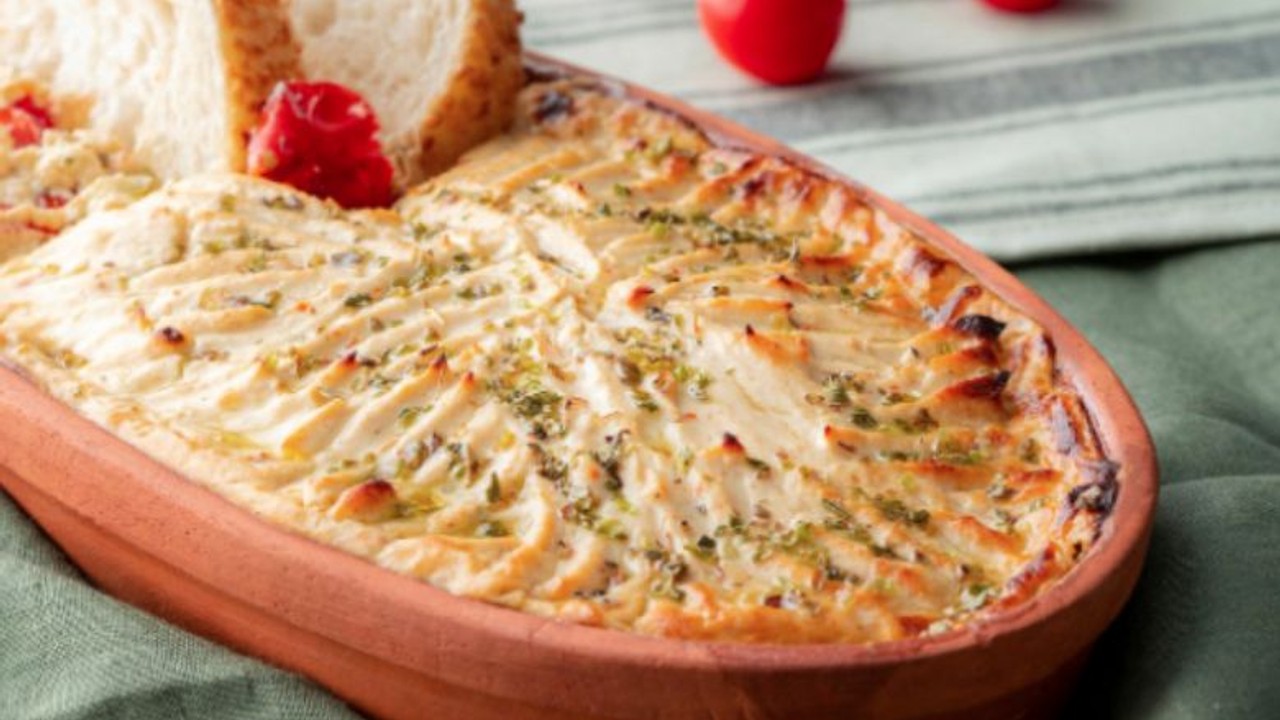 Baştan Çıkarıcı: Köz Patlıcanlı Peynir Güveci Tarifi