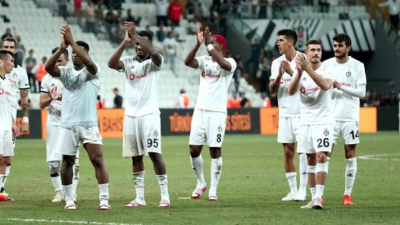 Beşiktaş, Arnavutluk’ta Tur Peşinde