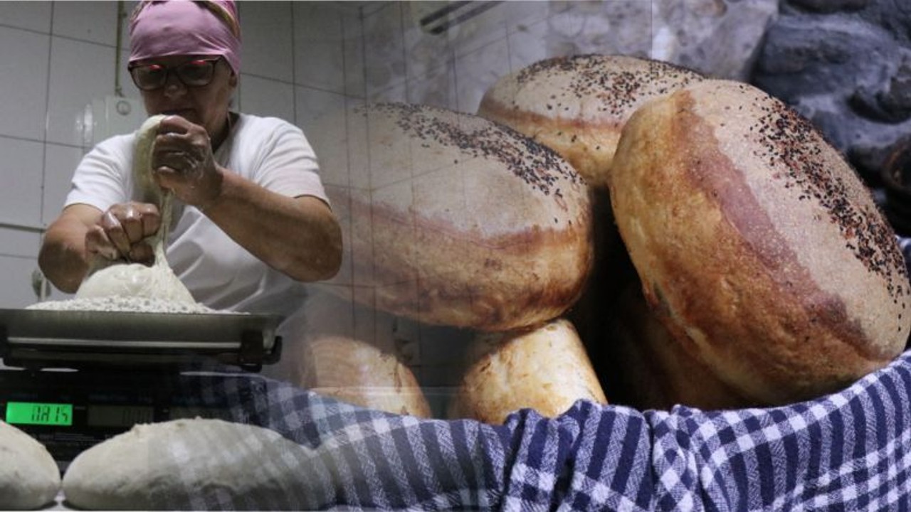 Çamurla Fırınını Yaptı: Şimdi Ekmek Yapıyor