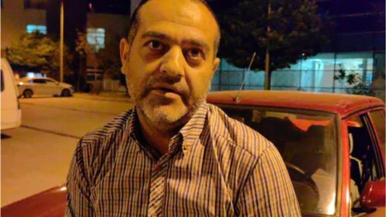 Aracı Satın Almak İçin Sıraya Girdiler ! O İse Bakın Çareyi Nasıl Buldu