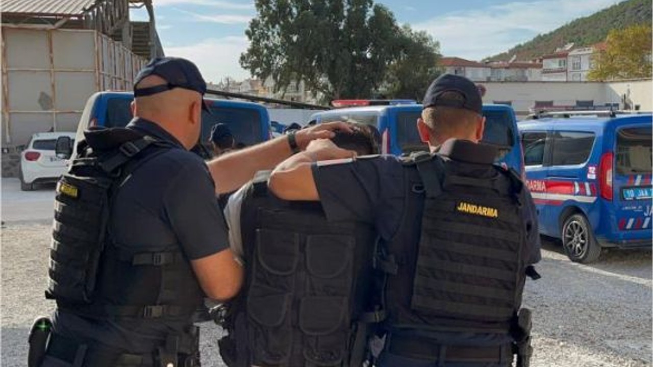 Ayvalık Otel Cinayetinde Yeni Gelişme:72 Saatlik Kaydı Saniye Saniye İncelediler