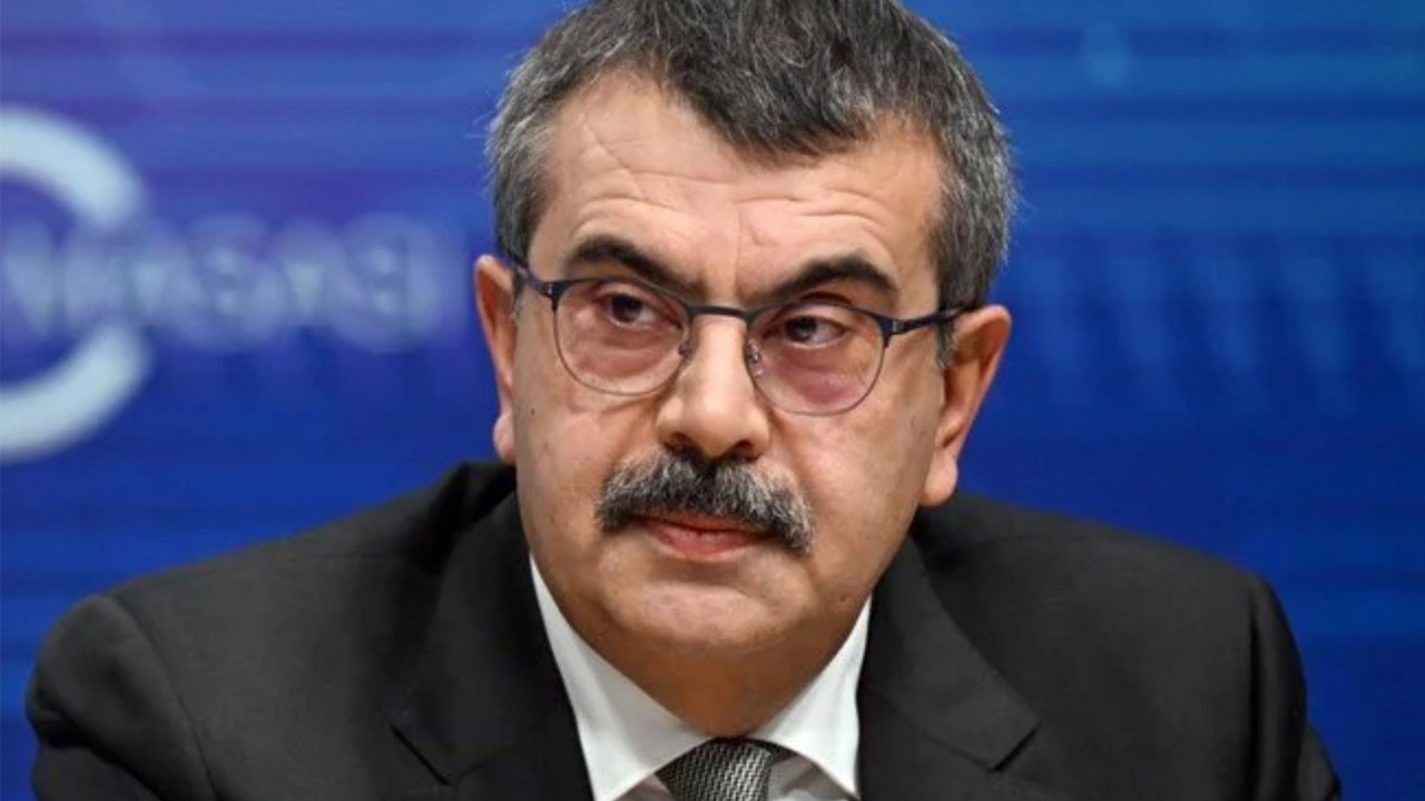 Bakan Tekin'den Öğretmen Atamaları Hakkında Açıklama
