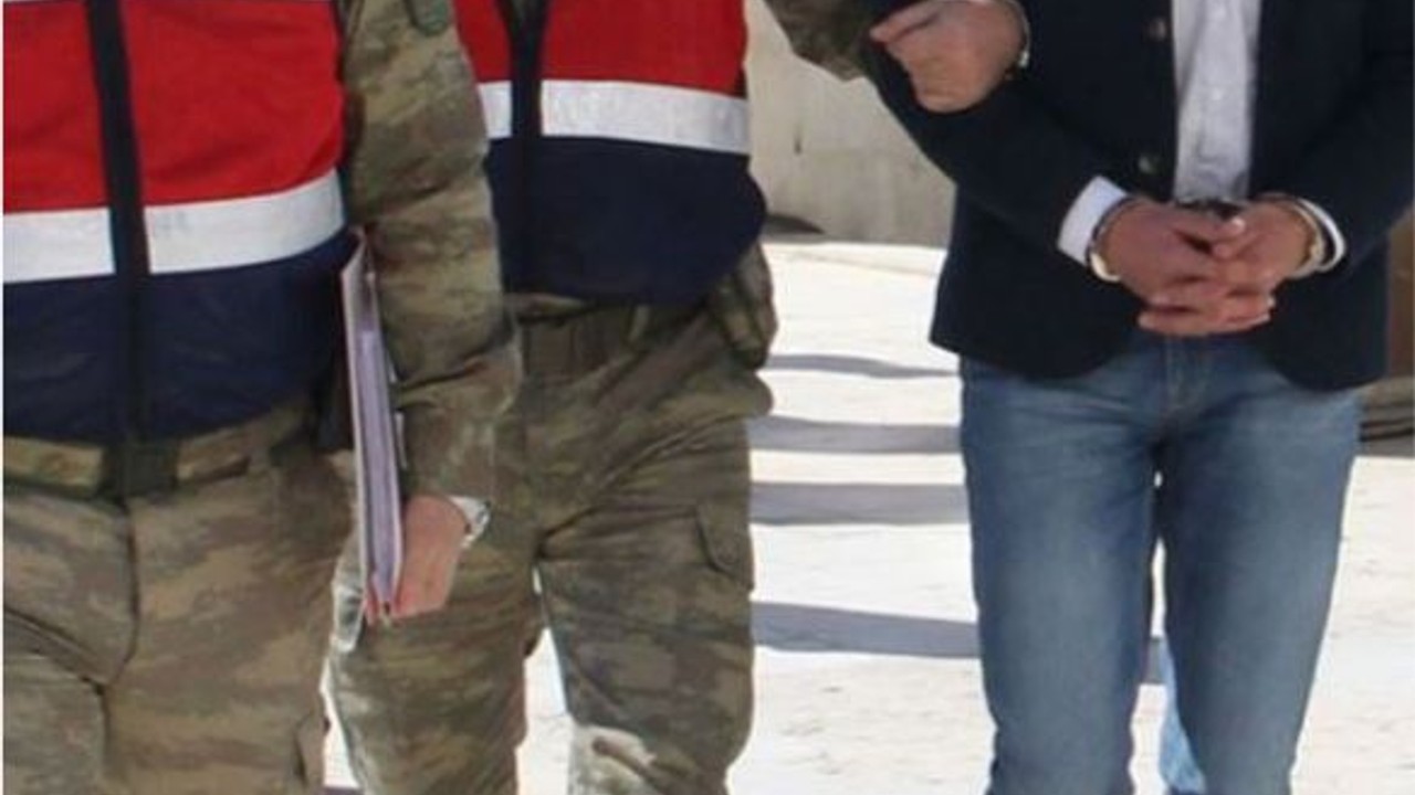 Balıkesir'de Operasyon ! Ekipler Zeytin Tarlasının Sırrını Çözdü