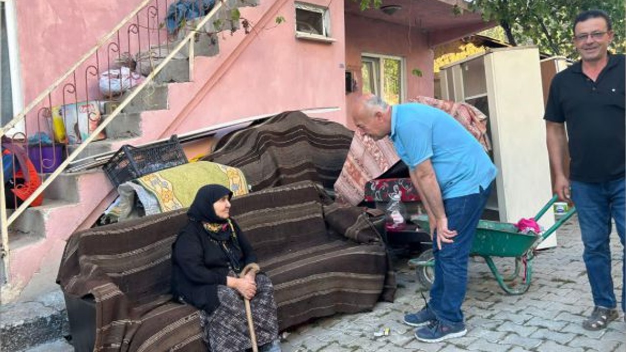 Başkan Bahçavan Yangınzedelere Yardım Elini Uzattı