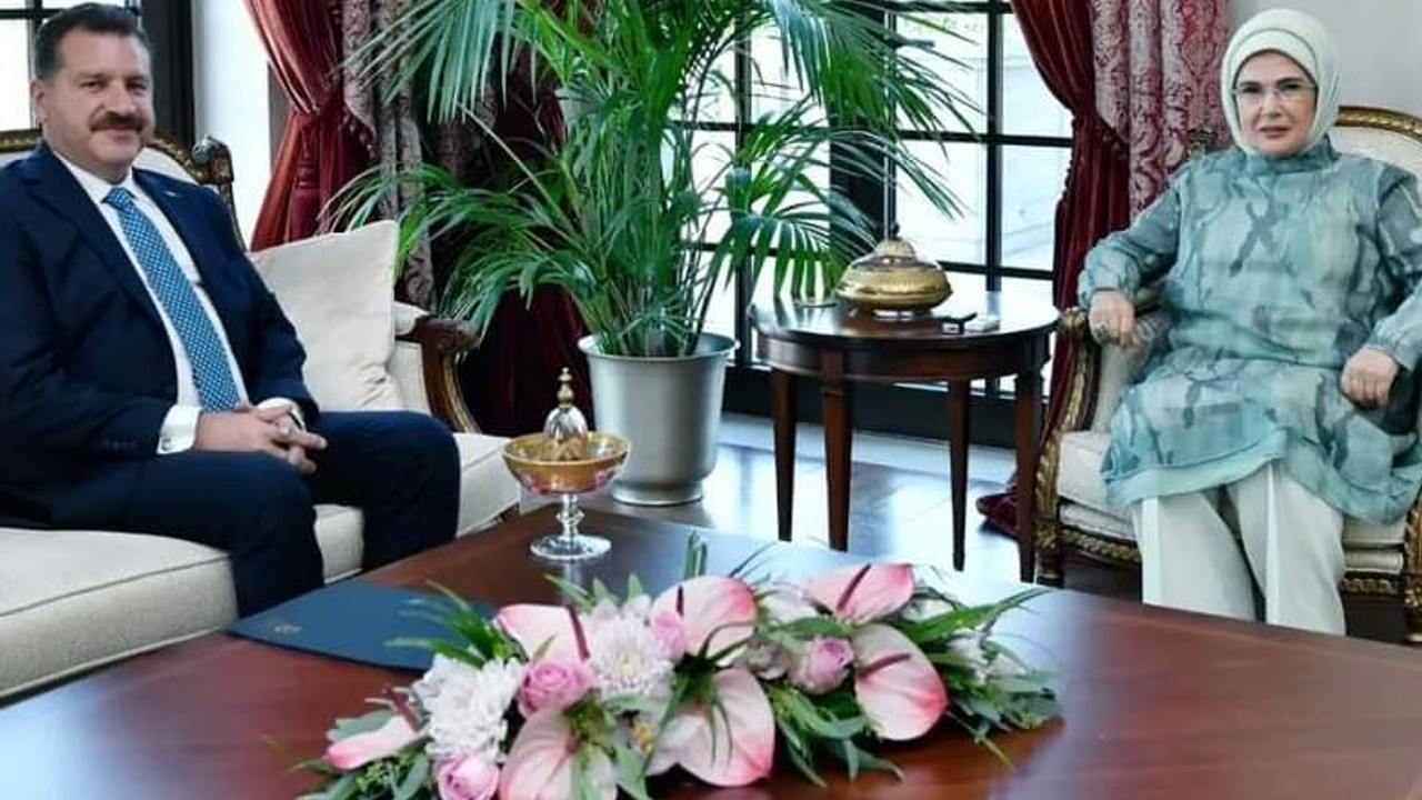 Başkan Yılmaz Emine Erdoğan ile Buluştu