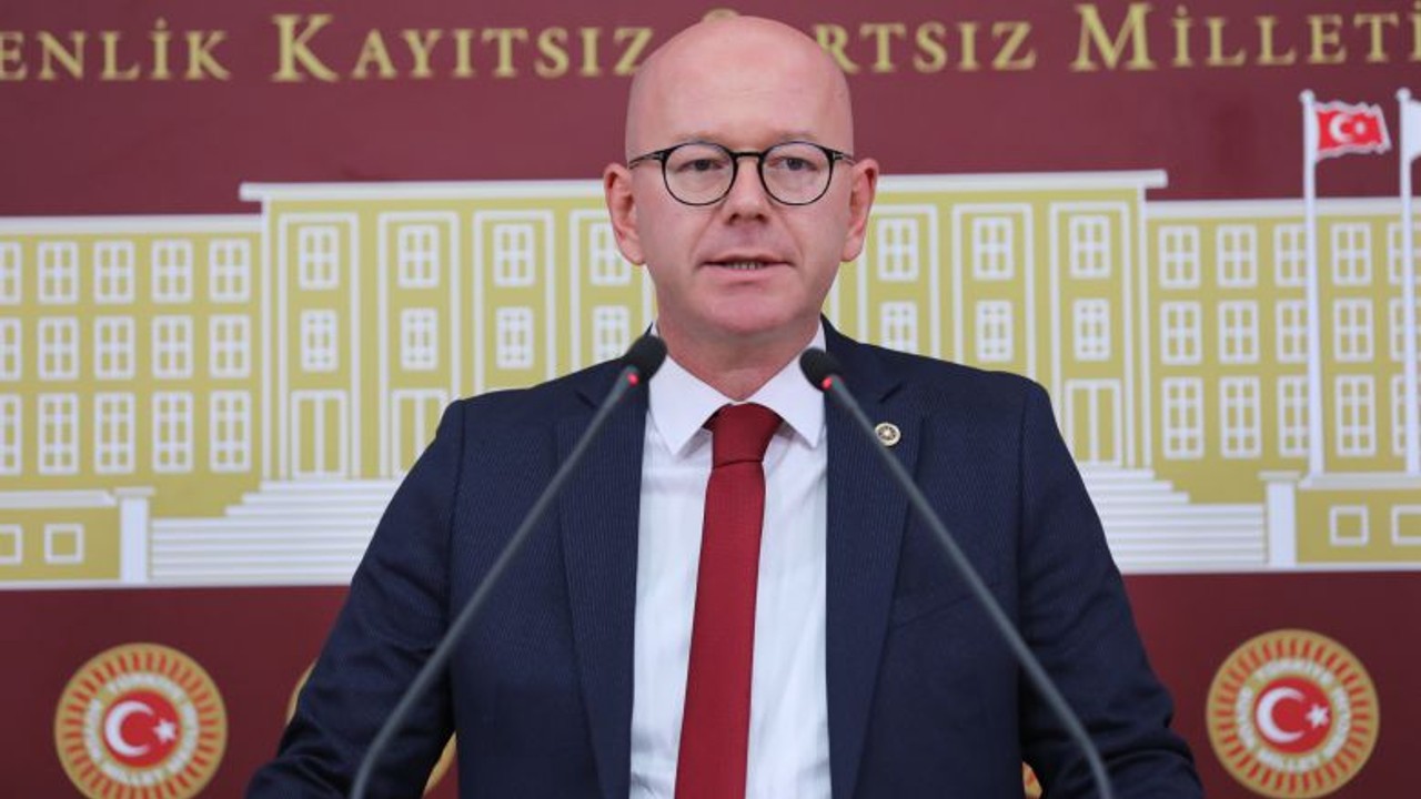 CHP'li Sarı: 'Memur Zammı Sefalet Zammı'