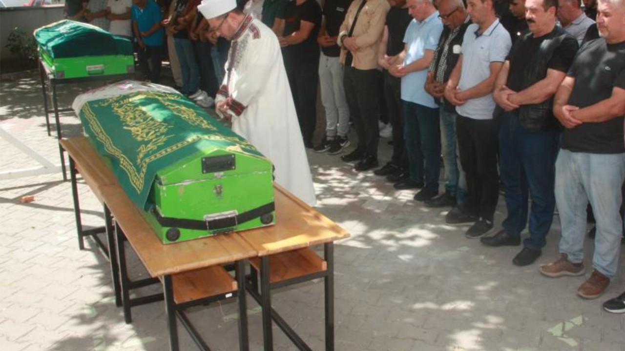 Havran'da Trafik Kazasında Ölen Çift Son Yolculuğunu Uğurlandı
