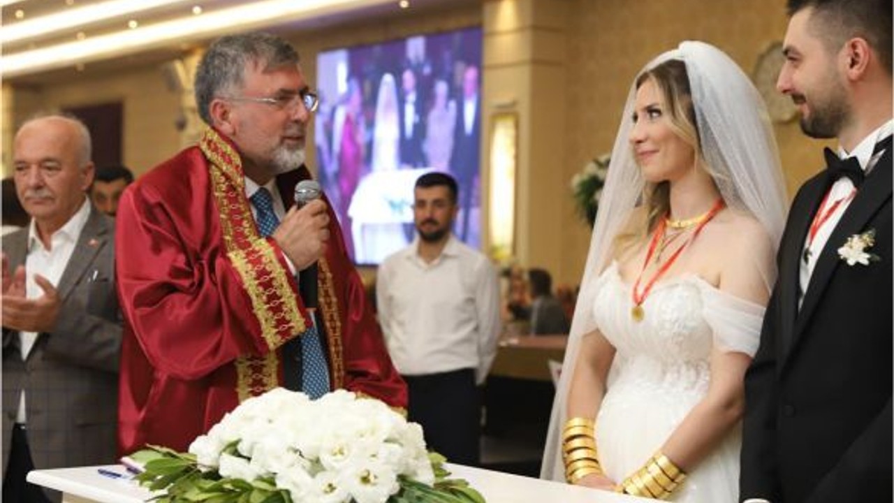 Muhteşem Bir Düğünle Mutluluğa Evet Dediler
