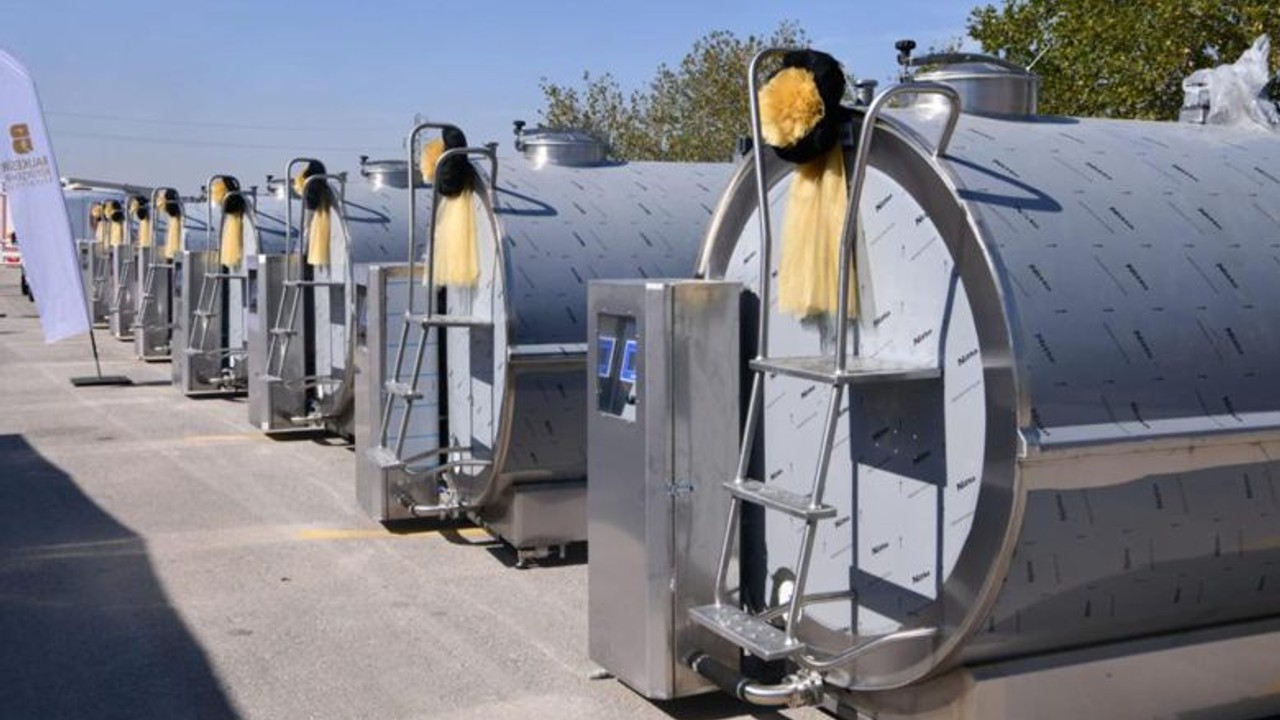 Süt Şehri Balıkesir’de Üreticiye Soğutma Tankı Desteği