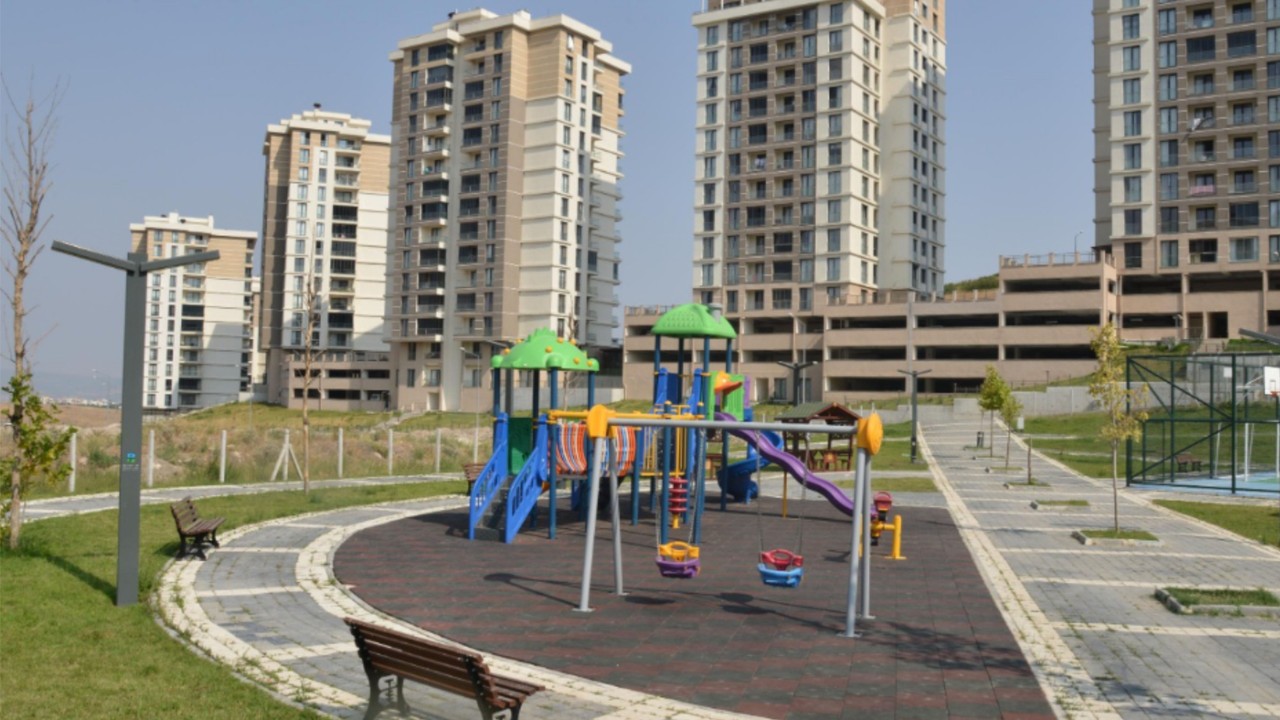 Yeni Karesi Konutları Canlı Bir Yaşam Alanına Dönüştü