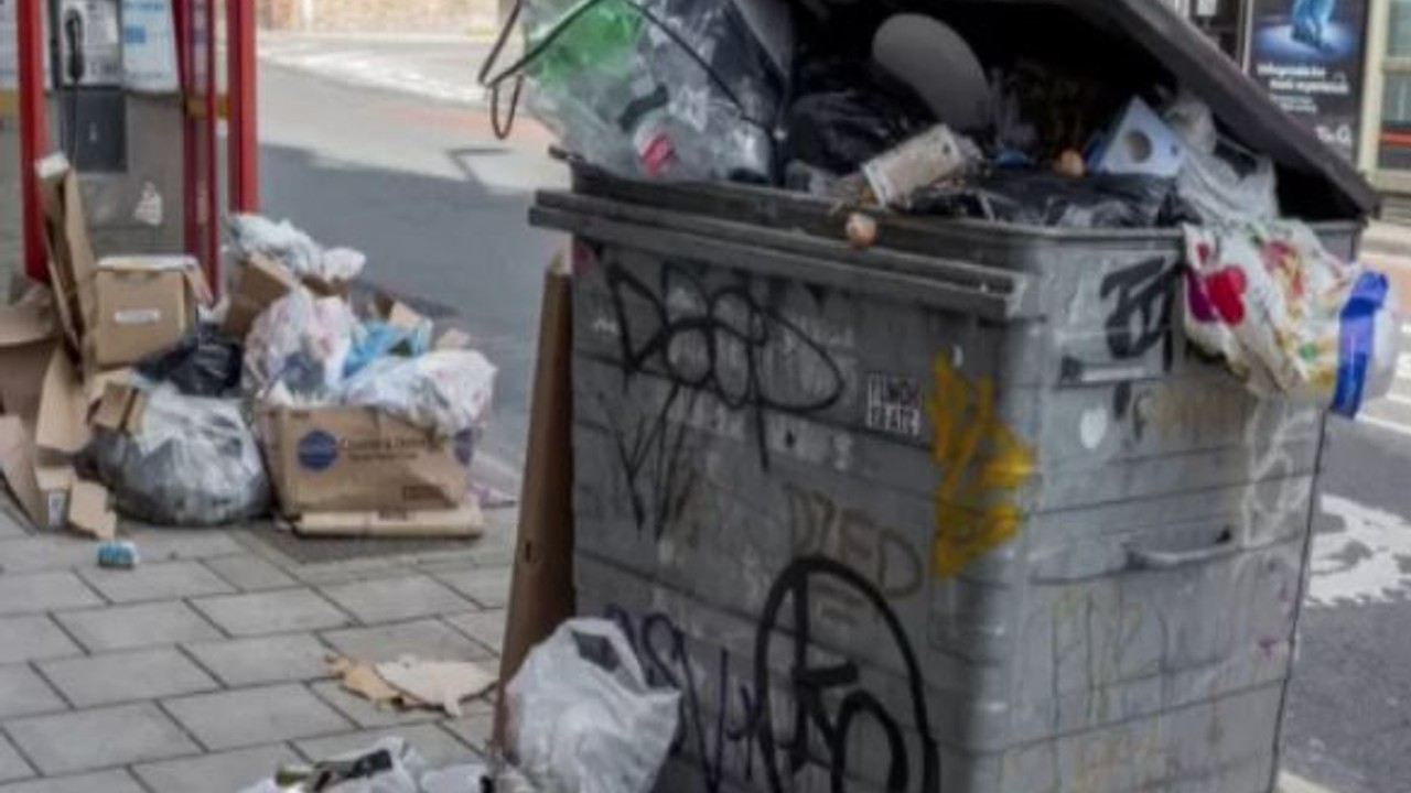 Çöp Konteynerinda Bebek Cesedi!