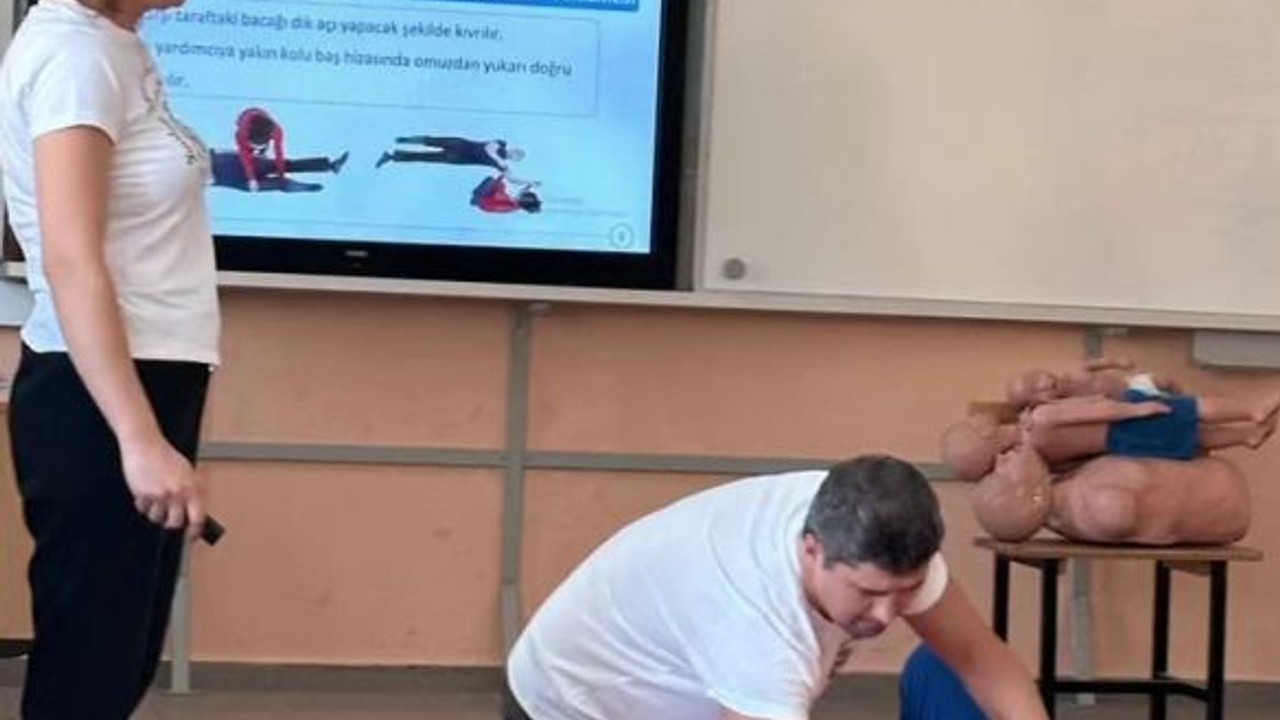 Bigadiçli Öğretmenlere İlk Yardım Eğitimi