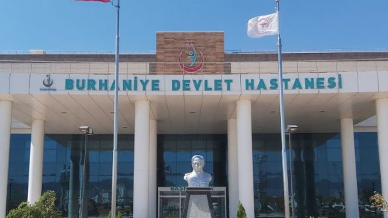 Burhaniye Devlet Hastanesi'nden Karekod Uygulaması