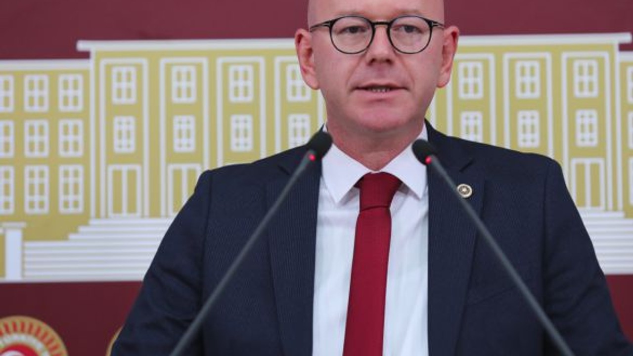 CHP'li Serkan Sarı; " Turistler Hesaplarını Ödemiyor"