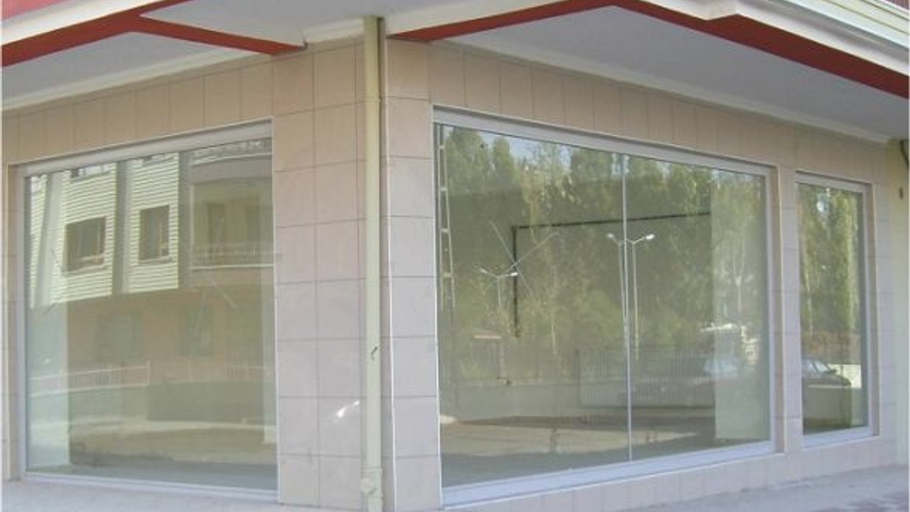 Sındırgı Belediye Başkanlığı'na ait 7 adet dükkan satılacak