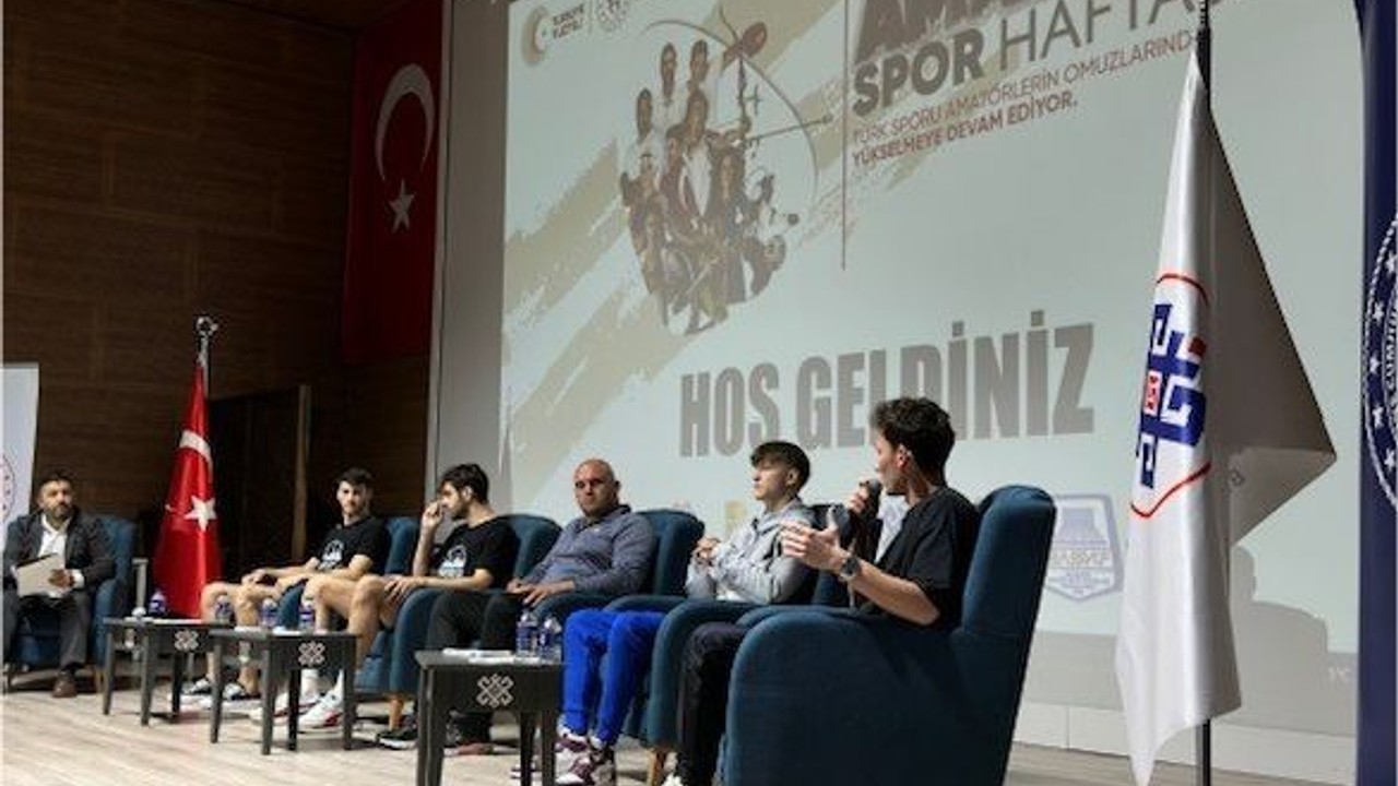 'Zirvedeki Sporcular' Balıkesir'de
