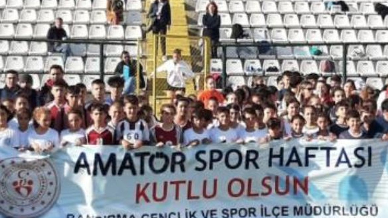 Balıkesir’de Cumhuriyet Bayramı’nın 100. Yıl Yarışmaları Gerçekleşti