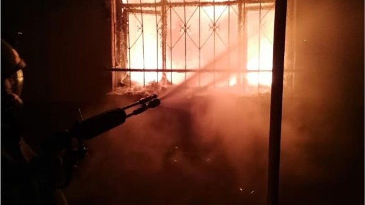 Balıkesir'de Müstakil Evde Yangın Paniği