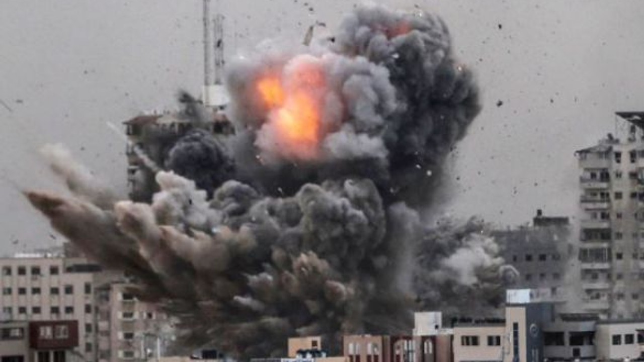İsrail'in Gazze Saldırılarında Ölenlerin Sayısı Arttı