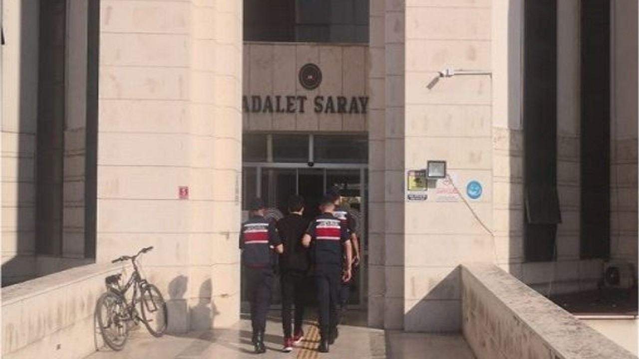 Kaçak FETÖ Şüphelisi Balıkesir'de Yakayı Ele Verdi