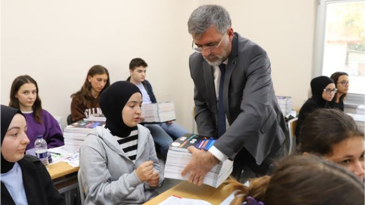 Kepsut'ta Gençler Eren Bülbül'ün İzinden Gidiyor