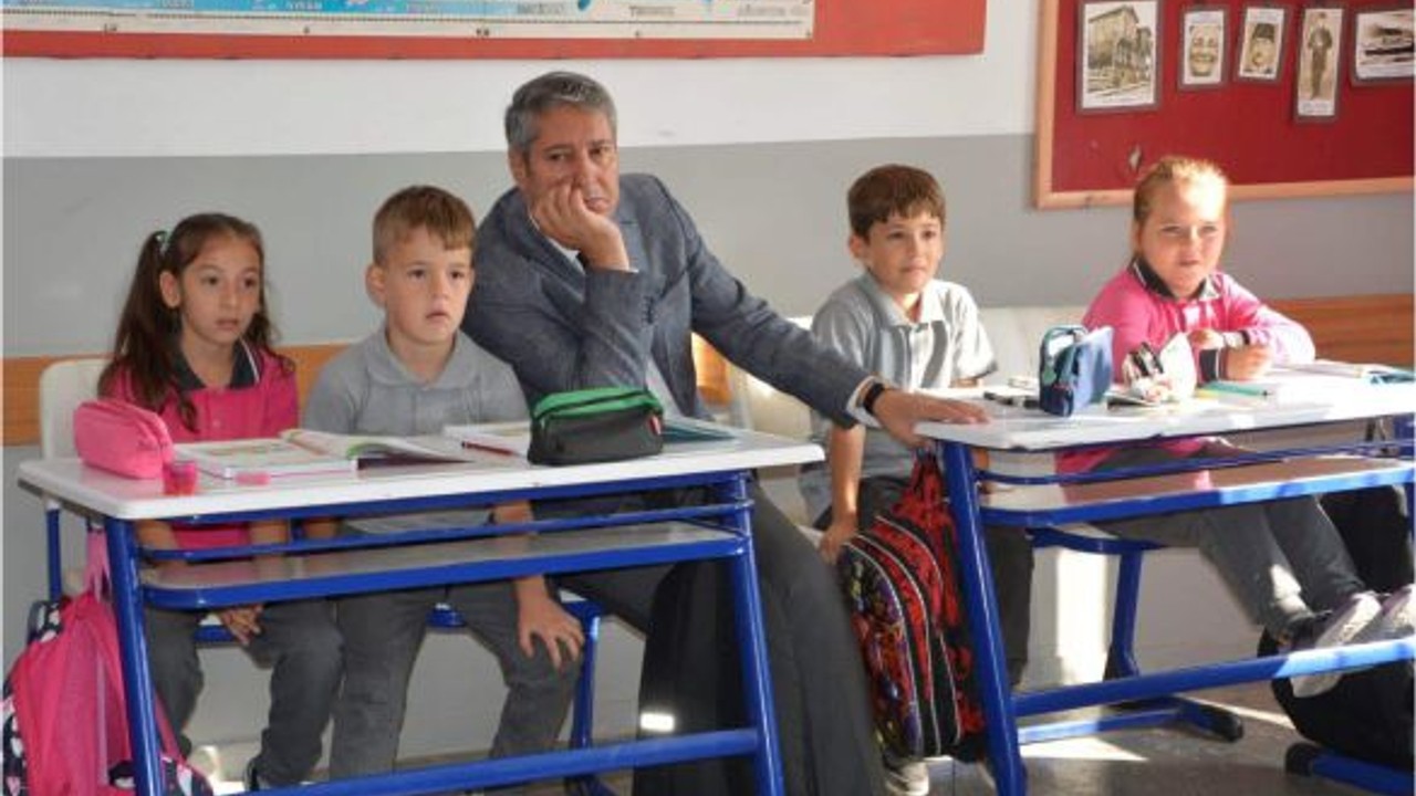 Müdür Tatlı Zamanda Yolculuk Yaptı