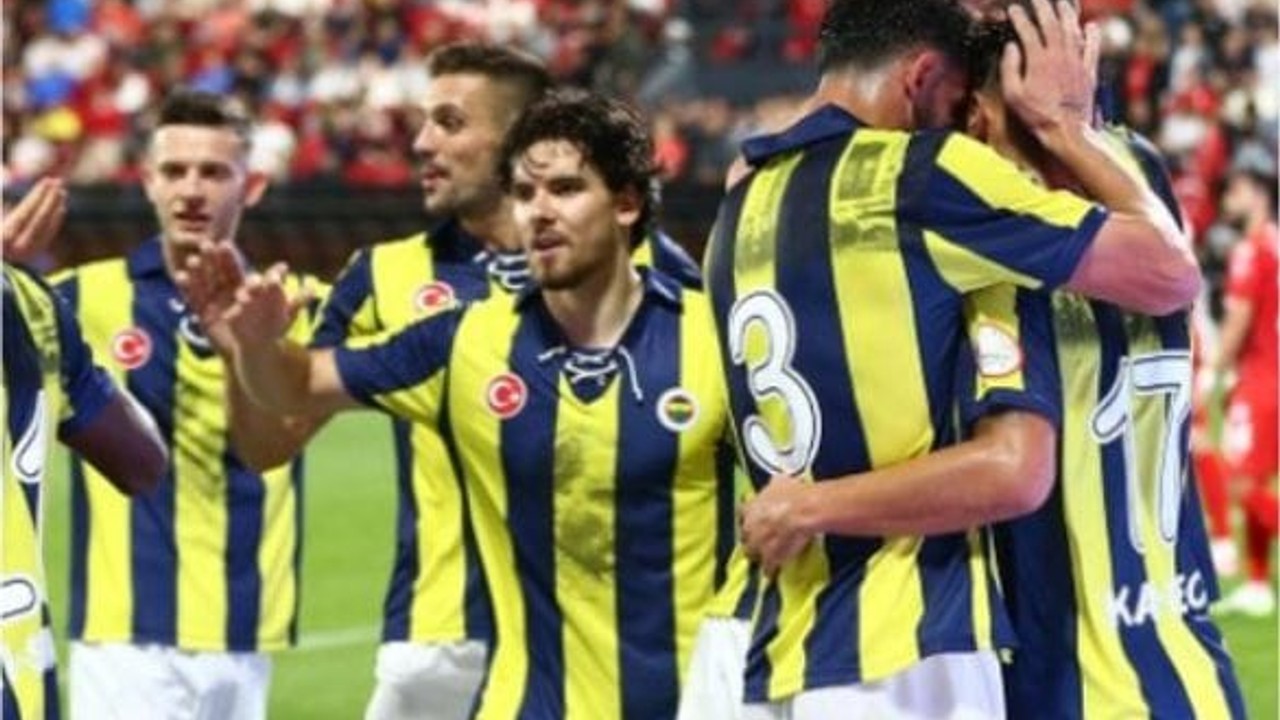 Fenerbahçe'de Çifte Ayrılık!