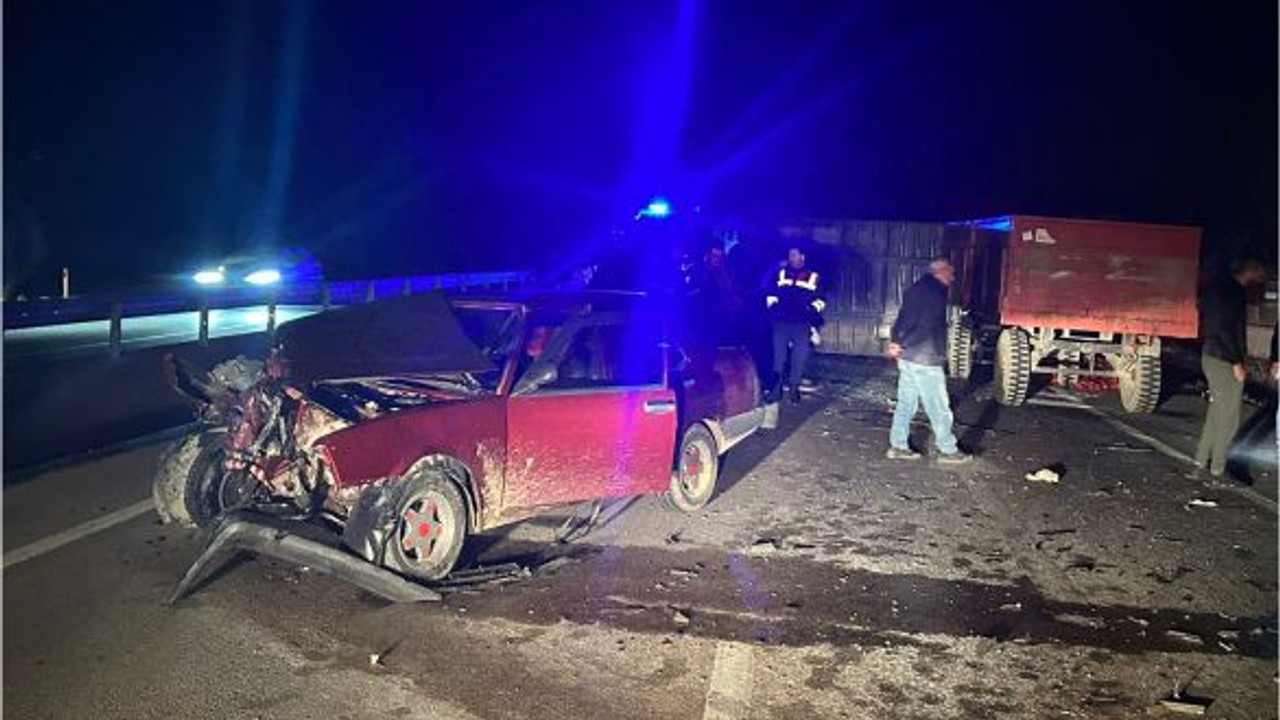 Balıkesir’de Kaza, Eşinin Ayağı Yerinden Çıktı!