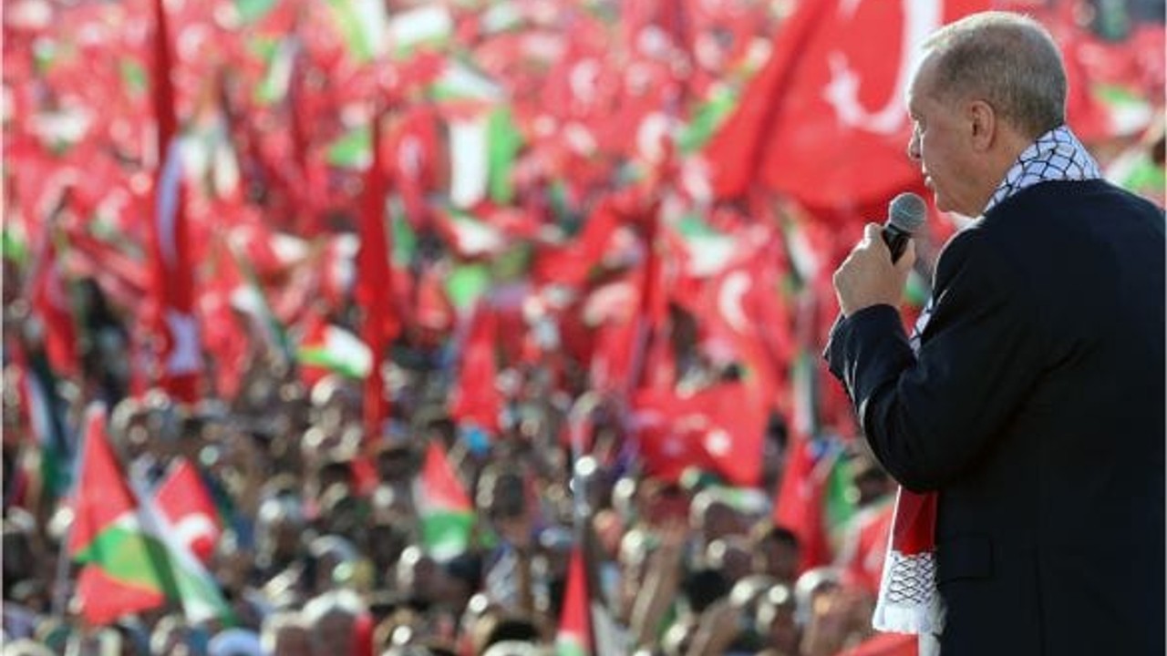 Cumhurbaşkanı "Yüreklerimizin Yangınını Cümle Aleme Haykıracağız" dedi
